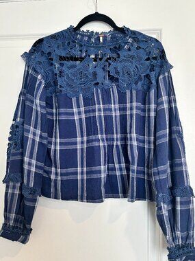 Free People Plaid and floral lace long sleeve top Blue size XS